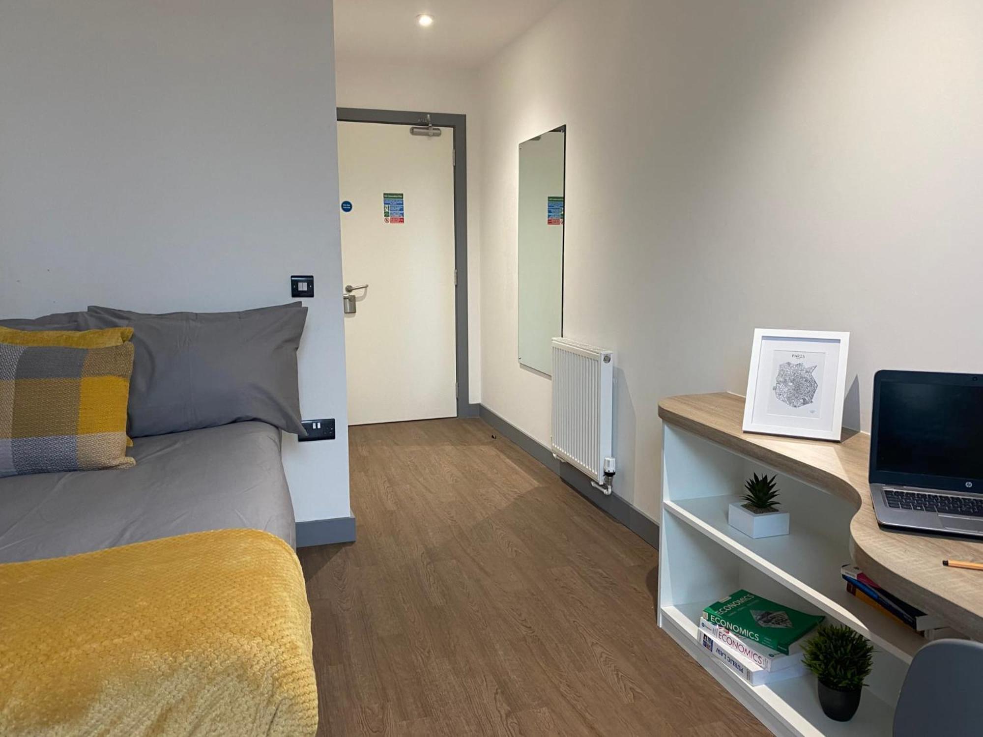 Appartement For Students Only At Great Patrick Street à Belfast Extérieur photo